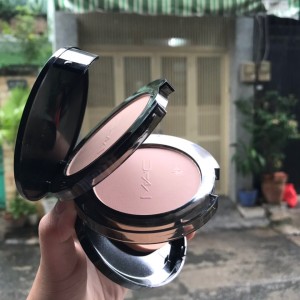 Phấn phủ 2 tầng Mac 