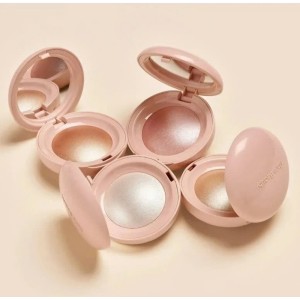 Phấn Bắt Sáng Rare Beauty Positive Light Silky Touch